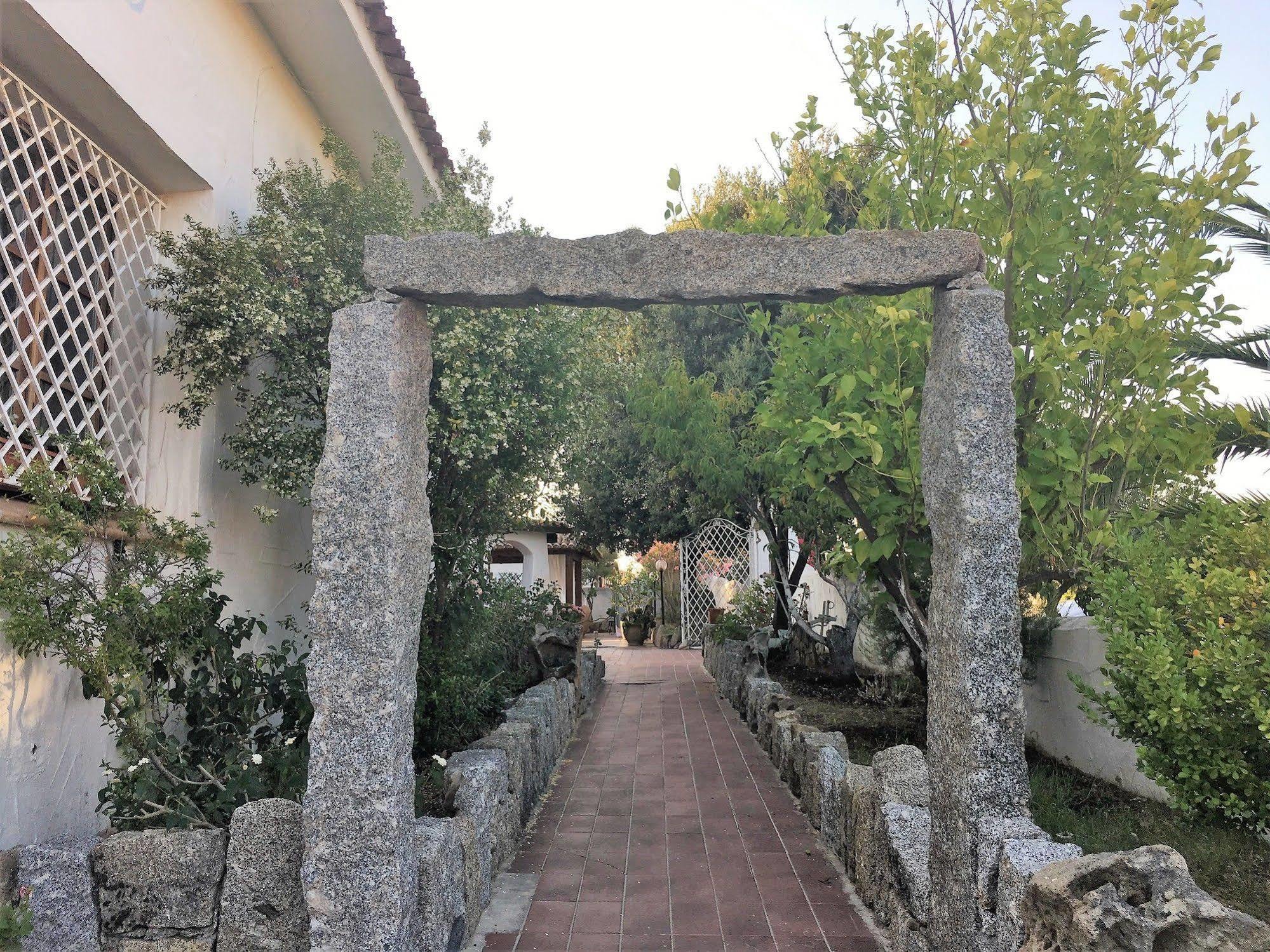 Hotel Ristorante S'Astore Benetutti Dış mekan fotoğraf